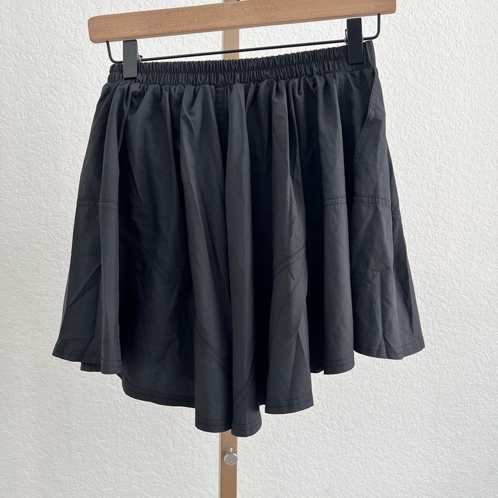FP Movement Center Court Shorts - Picture 4 of 8